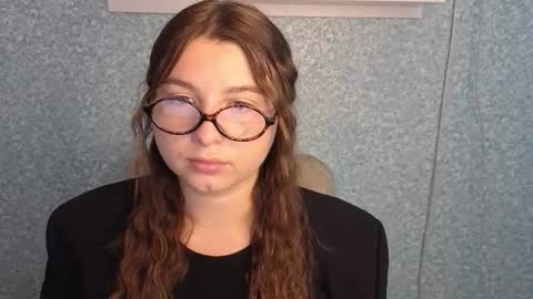 Candice online show from 09/10/25, 09:31