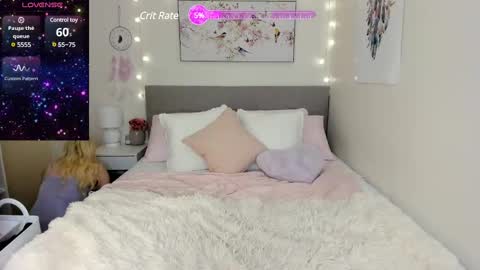 Luna Rae 3 online show from 02/02/25, 09:30