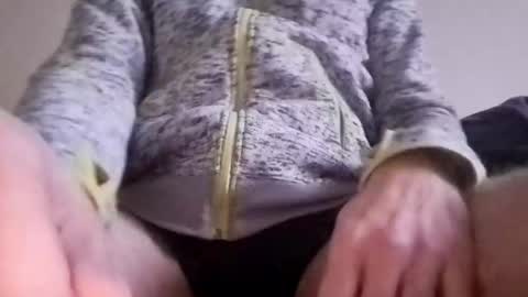 Snapshot of xorner1 chatting on 12/03/24, 12:16 Horny hotty online show from 12/03/24, 12:16