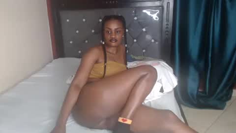 Snapshot of xowie1 chatting on 11/02/25, 04:31 Xoe online show from 11/02/25, 04:31