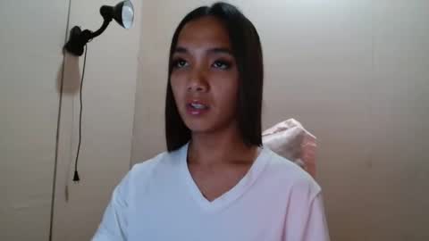 Snapshot of xoxo_gossipgirl29 chatting on 09/12/25, 06:41 CLAUDIA online show from 09/12/25, 06:41