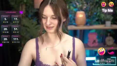 xoxo_molly online show from 10/21/25, 07:47