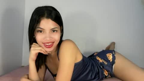 Snapshot of xoxobeatrice22 chatting on 06/13/26, 04:10 xoxobeatrice22 online show from 06/13/26, 04:10
