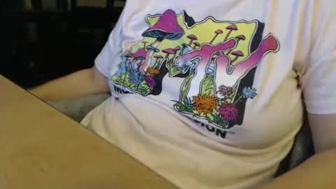 Snapshot of xpeep_show chatting on 12/14/25, 01:00 Heavenly Star online show from 12/14/25, 01:00