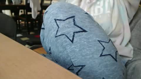 Snapshot of xpeep_show chatting on 12/15/25, 11:09 Heavenly Star online show from 12/15/25, 11:09