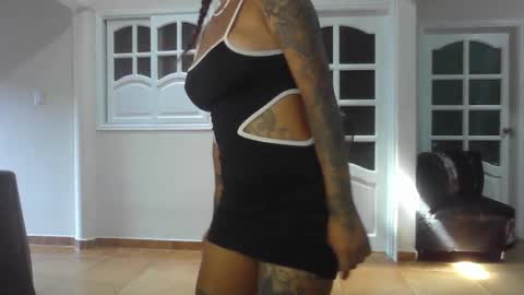 Snapshot of xperlajacksonxxx chatting on 01/17/25, 03:22 Perla Jackson online show from 01/17/25, 03:22