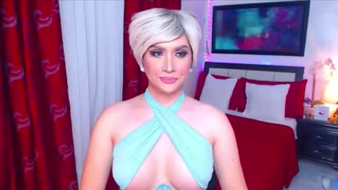 Snapshot of xplaymateamandax chatting on 09/23/25, 03:09 amanda online show from 09/23/25, 03:09