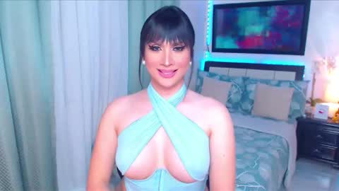 amanda online show from 11/10/25, 04:44