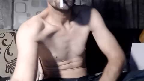 Snapshot of xploid1982 chatting on 11/17/25, 12:38 xploid1982 online show from 11/17/25, 12:38