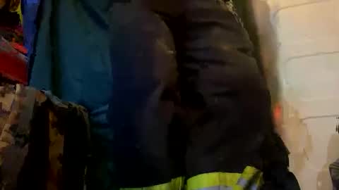 Snapshot of xploringus1 chatting on 10/28/25, 06:50 Xploringus online show from 10/28/25, 06:50