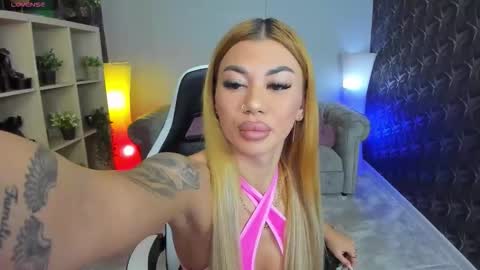 xpuka online show from 10/18/25, 05:03