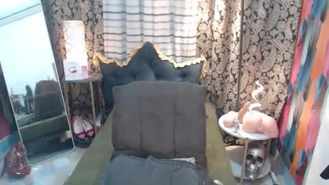 address me as QUEEN  NINA  A Little Bit  of ANGELIC FACE with a Wild Demonic Side online show from 12/27/24, 10:01