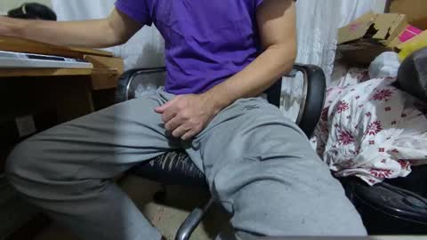 xrokettt online show from 10/15/25, 10:43