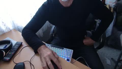 xrokettt online show from 11/22/25, 09:30