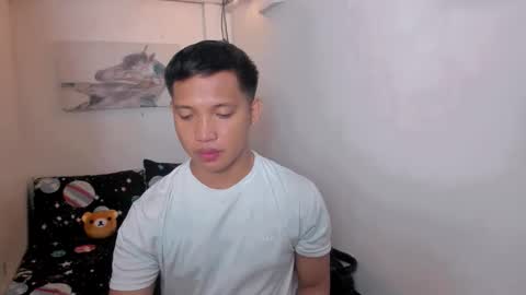 xsebastian19 online show from 05/16/26, 04:20