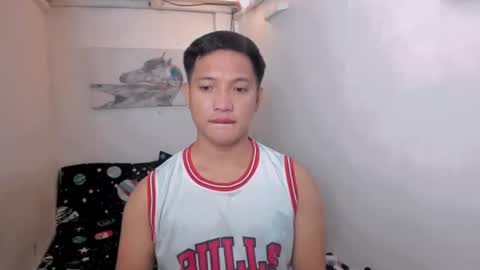 xsebastian19 online show from 06/15/26, 05:15