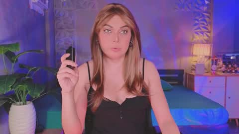 Michelle online show from 10/07/25, 08:33