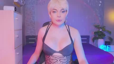 Michelle online show from 05/13/26, 09:06