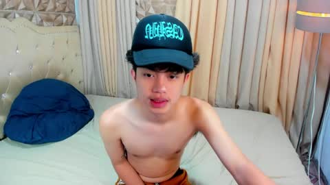 Snapshot of xsianhotcocxx chatting on 04/20/26, 04:43 xsianhotcocxx online show from 04/20/26, 04:43