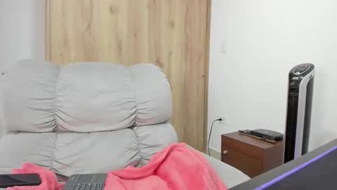 Snapshot of xspecialroomx chatting on 03/07/26, 02:58 Hellen Sofia instagram hellen5546 online show from 03/07/26, 02:58