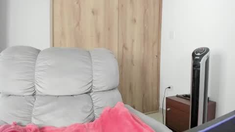 Snapshot of xspecialroomx chatting on 04/16/26, 08:53 Hellen Sofia instagram hellen5546 online show from 04/16/26, 08:53