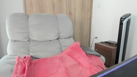 Snapshot of xspecialroomx chatting on 05/06/26, 06:57 Hellen Sofia instagram hellen5546 online show from 05/06/26, 06:57