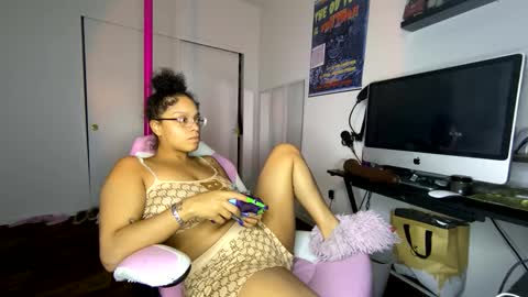 xStarGazingx online show from 09/24/25, 05:00