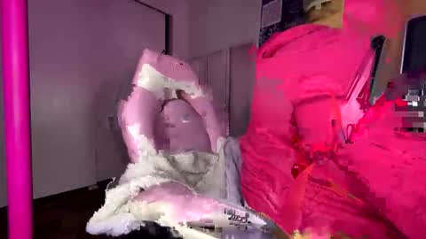 xStarGazingx online show from 11/08/25, 08:03