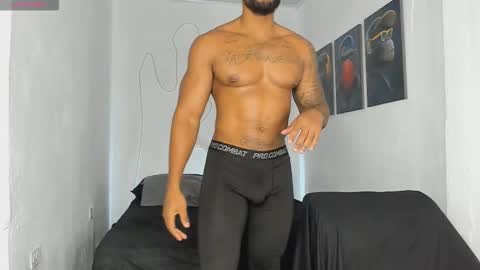 Snapshot of xtipp3r chatting on 11/07/25, 12:49 Stipp3r online show from 11/07/25, 12:49