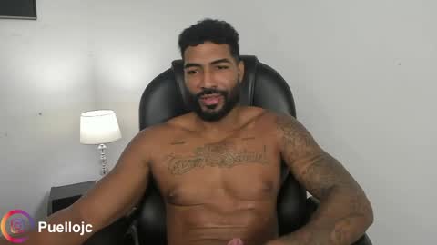 Snapshot of xtipp3r chatting on 04/25/26, 01:41 Stipp3r online show from 04/25/26, 01:41