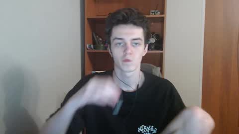 traqqq online show from 11/19/25, 08:31