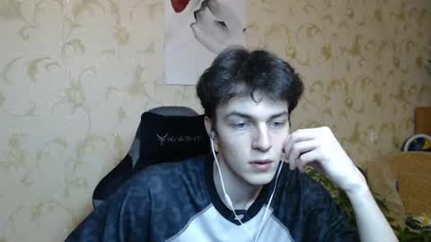 Snapshot of xtraqqq chatting on 06/18/26, 06:56 traqqq online show from 06/18/26, 06:56