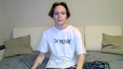 Snapshot of xwannalove chatting on 11/27/25, 07:27 xWannalove online show from 11/27/25, 07:27