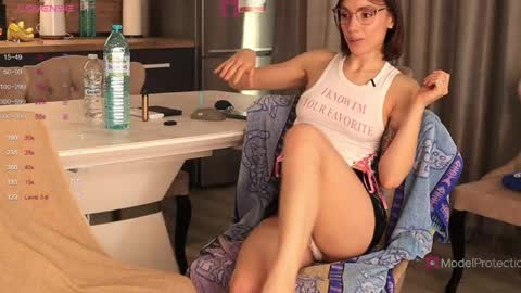 FrancyStepmom and YStepson    INTERESTED IN A GIRL-GIRL COLLABORATION  TEXT ME HERE  or INSTAGRAM online show from 05/11/26, 03:40