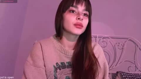 Snapshot of xx_lily chatting on 12/15/25, 12:26 Lily online show from 12/15/25, 12:26