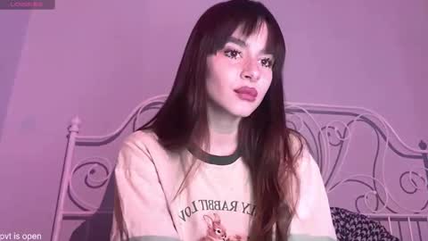 Snapshot of xx_lily chatting on 12/20/25, 02:07 Lily online show from 12/20/25, 02:07