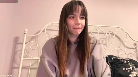 Snapshot of xx_lily chatting on 01/09/26, 10:33 Lily online show from 01/09/26, 10:33