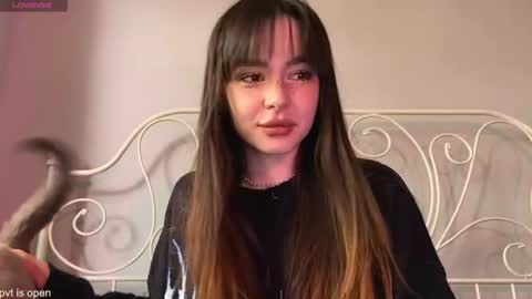 Lily online show from 07/09/26, 11:58