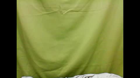 Snapshot of xx_winwin_xx chatting on 12/01/25, 06:02 Mariel online show from 12/01/25, 06:02