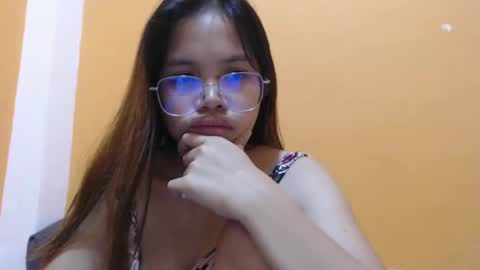 xxana_pinay_26xx online show from 03/05/25, 09:38
