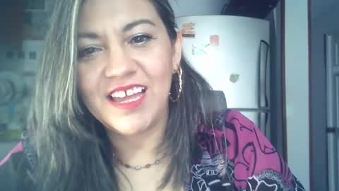 Snapshot of xxantonellaxxx chatting on 09/25/25, 04:11 antonella online show from 09/25/25, 04:11