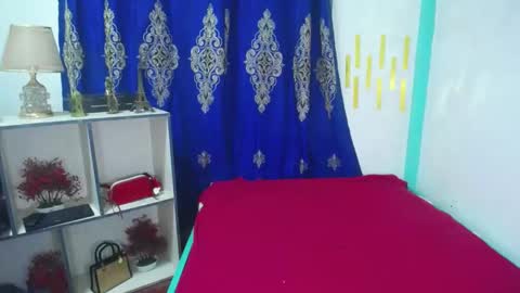 xxapplebabexx online show from 02/28/25, 08:39
