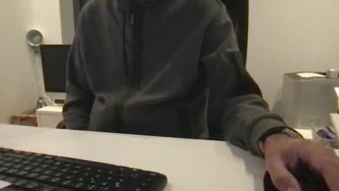 Sally  Alex online show from 12/19/24, 07:40