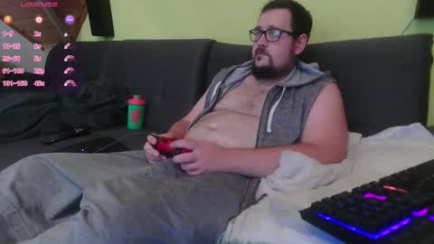 Snapshot of xxevoker chatting on 09/28/25, 12:43 xxevoker online show from 09/28/25, 12:43