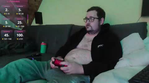 Snapshot of xxevoker chatting on 10/12/25, 11:31 xxevoker online show from 10/12/25, 11:31