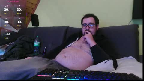 Snapshot of xxevoker chatting on 10/23/25, 08:51 xxevoker online show from 10/23/25, 08:51