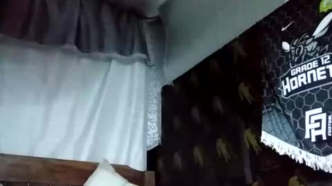 Sophie online show from 01/05/25, 06:02