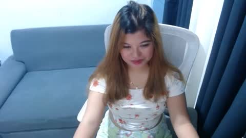 Snapshot of xxhotpinayxx610495 chatting on 01/09/25, 08:13 Sheyn Coleen online show from 01/09/25, 08:13