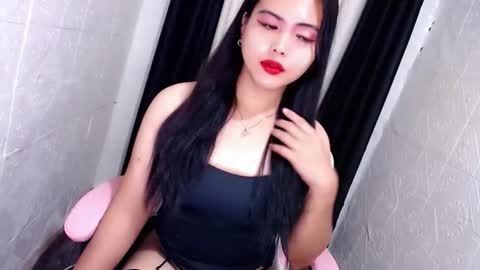 divine online show from 09/09/25, 11:15