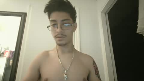 Snapshot of xxjasoneecxx chatting on 02/16/25, 03:04 XxJasoneecxX online show from 02/16/25, 03:04